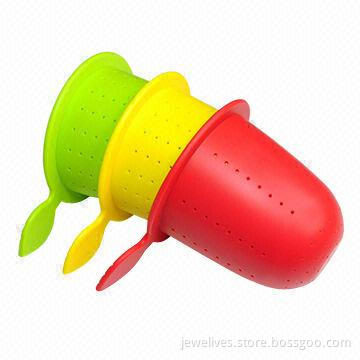 Silicone floating filter for tea strainer